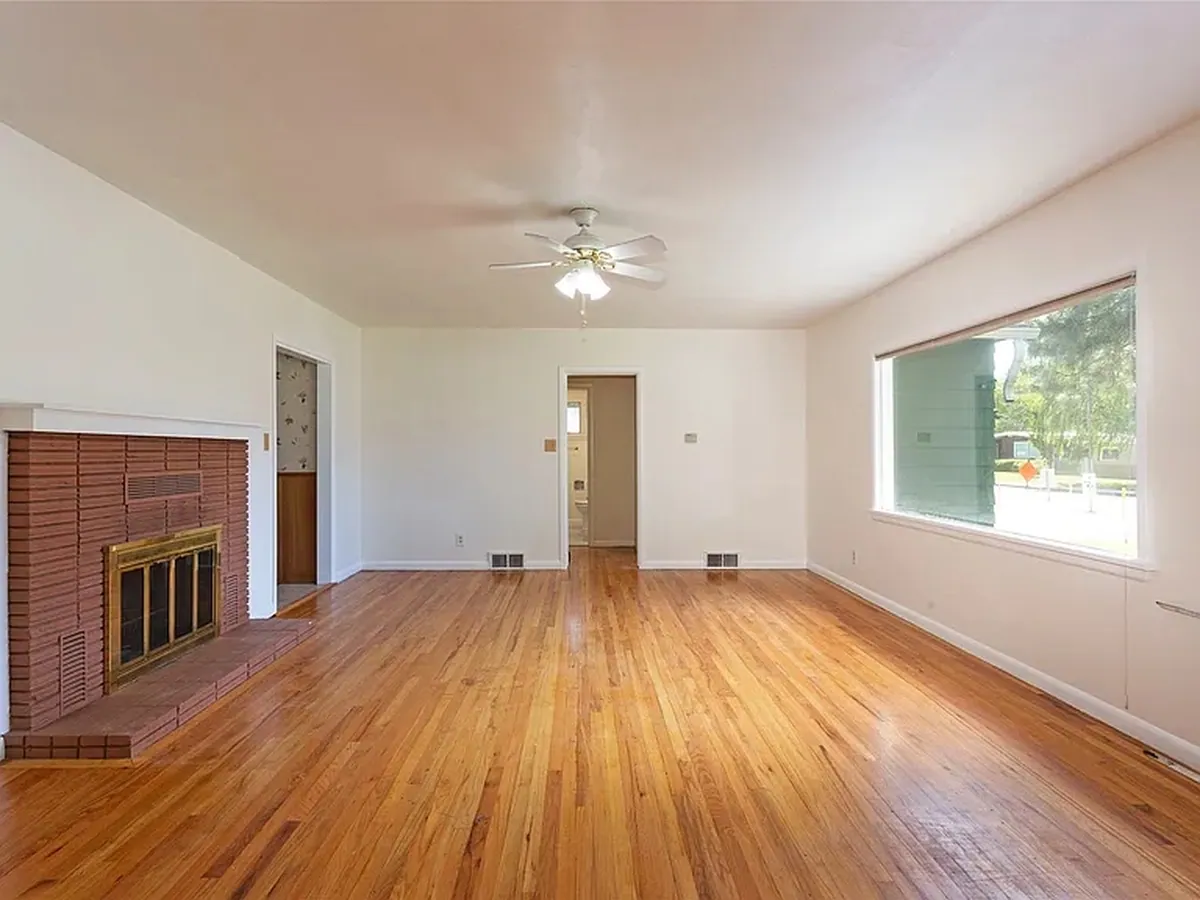 Remodeled living room with refinished oak floors in Missoula, MT