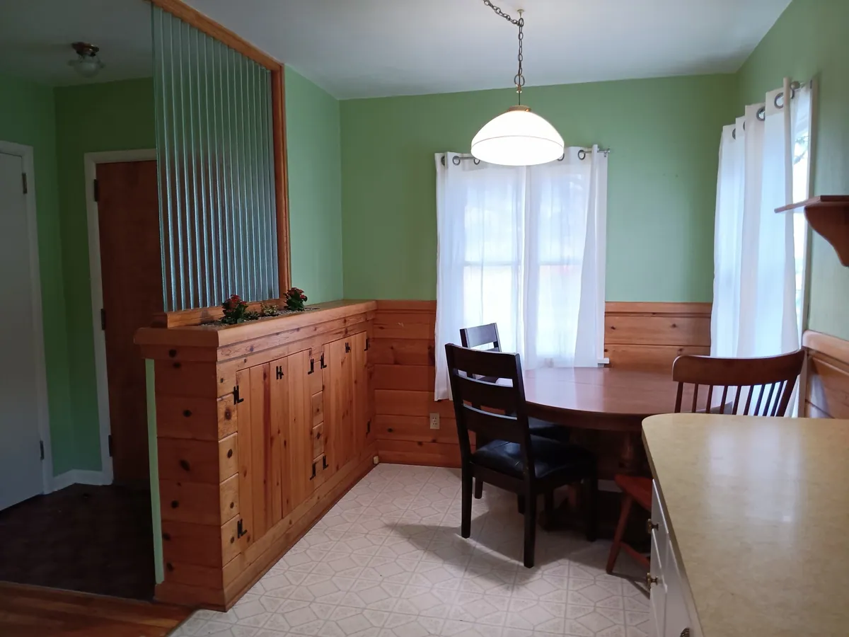 Dining area before renovation